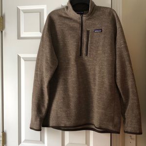 Patagonia half zip new never worn